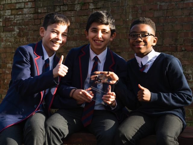 Pupils with TES Independent School of the Year 2020 Trophy